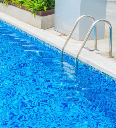 Yüzme Havuzu / Açık